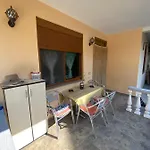 Eagles Nest 7 Apartment Velipojë